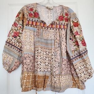 Savannah Jane Floral Patchwork Embroidered Blouse size Small